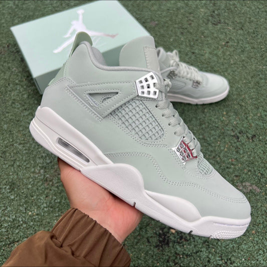 Air Jordan 4