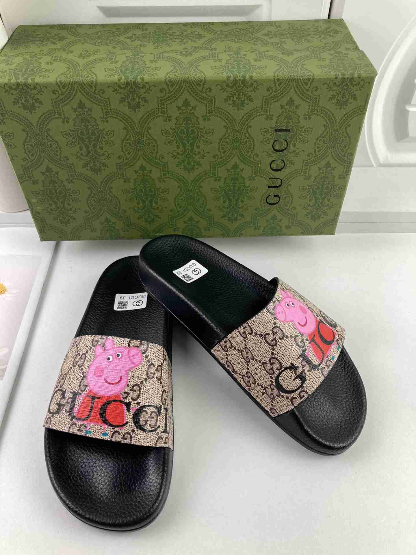 Sandals Gucci